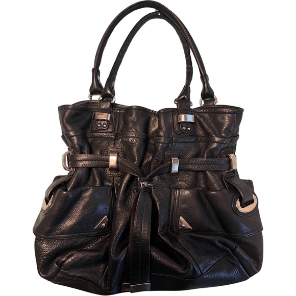 ♥️👜B Makowsky Black 100%Leather Chrome Shoulder Bag♥️👜 - Picture 4 of 13